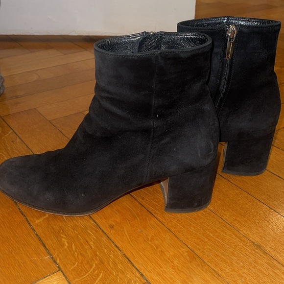 Gianvito Rossi Suede Bootie - Picture 6 of 9